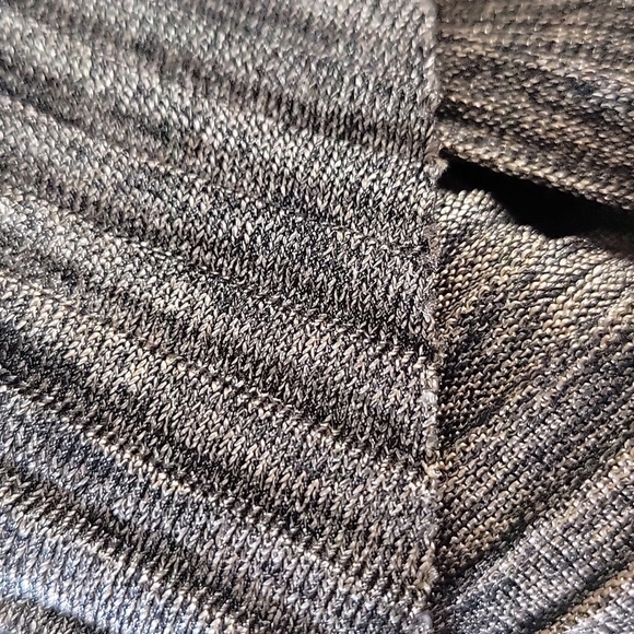 Torrid Pleated Metallic Knit Tank - Picture 7 of 10